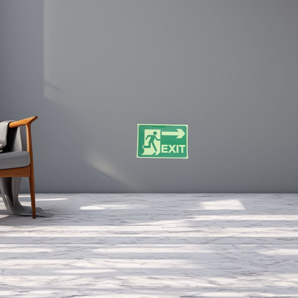 4 قطع من ملصقات الخروج المضيئة - مراجعة Emergency Exit Sign وسعره