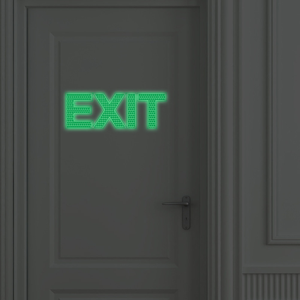 ملصق حائط مضيء في الظلام لعلام - مراجعة Emergency Exit Sign وسعره